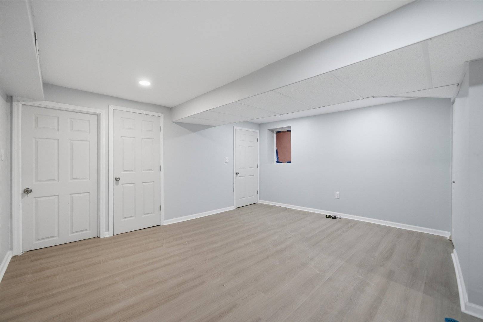 6833 S Merrill AVE #Basement, Chicago, IL 60649