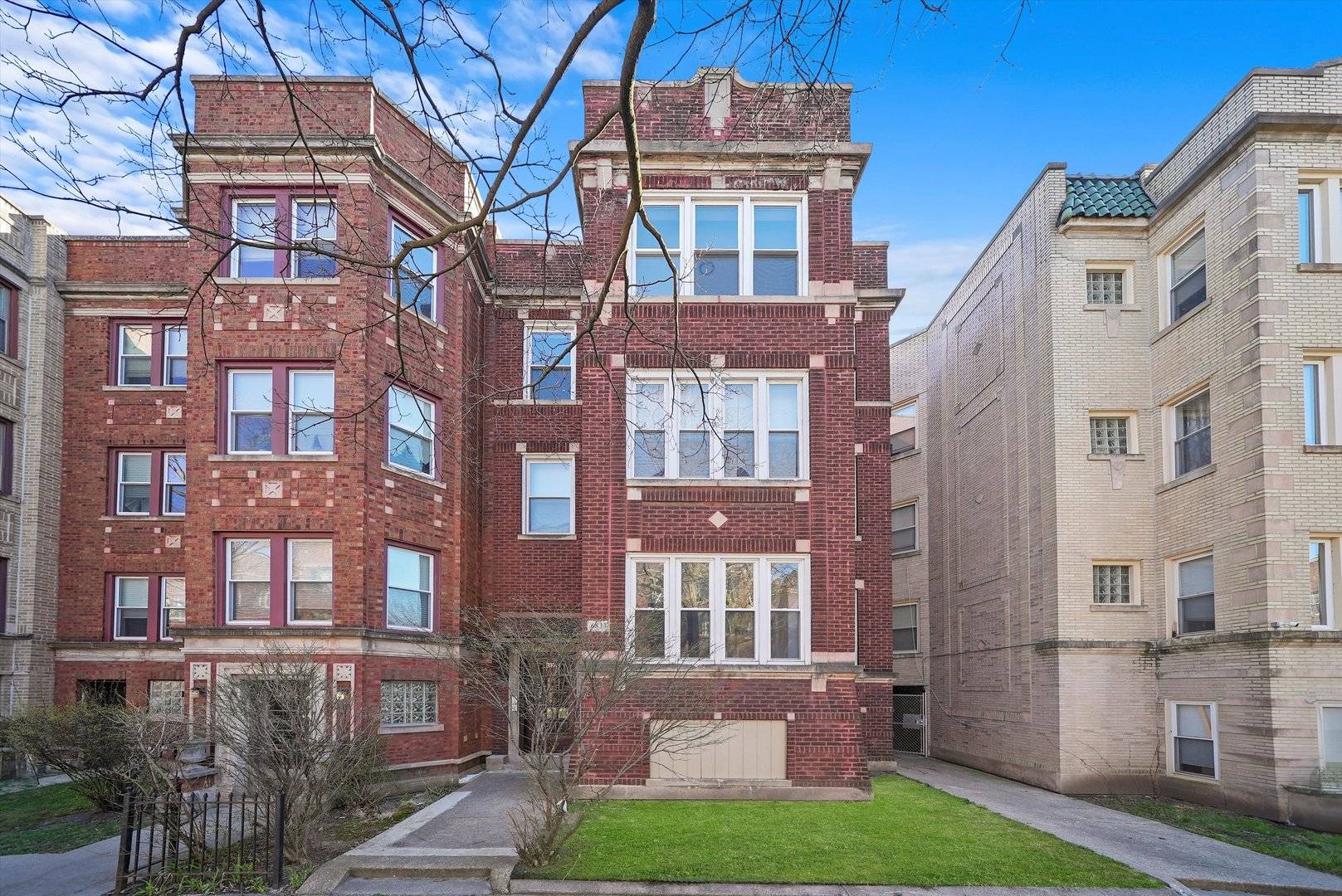 6833 S Merrill AVE #Basement, Chicago, IL 60649