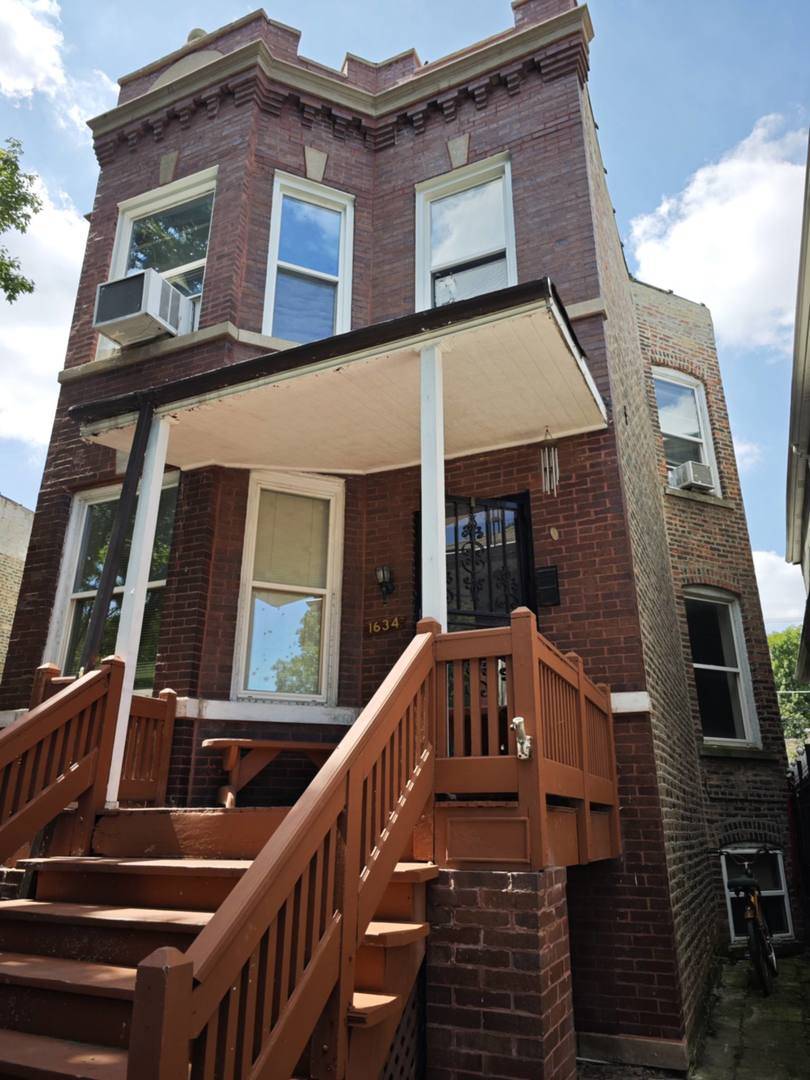 1634 N Kildare AVE, Chicago, IL 60639