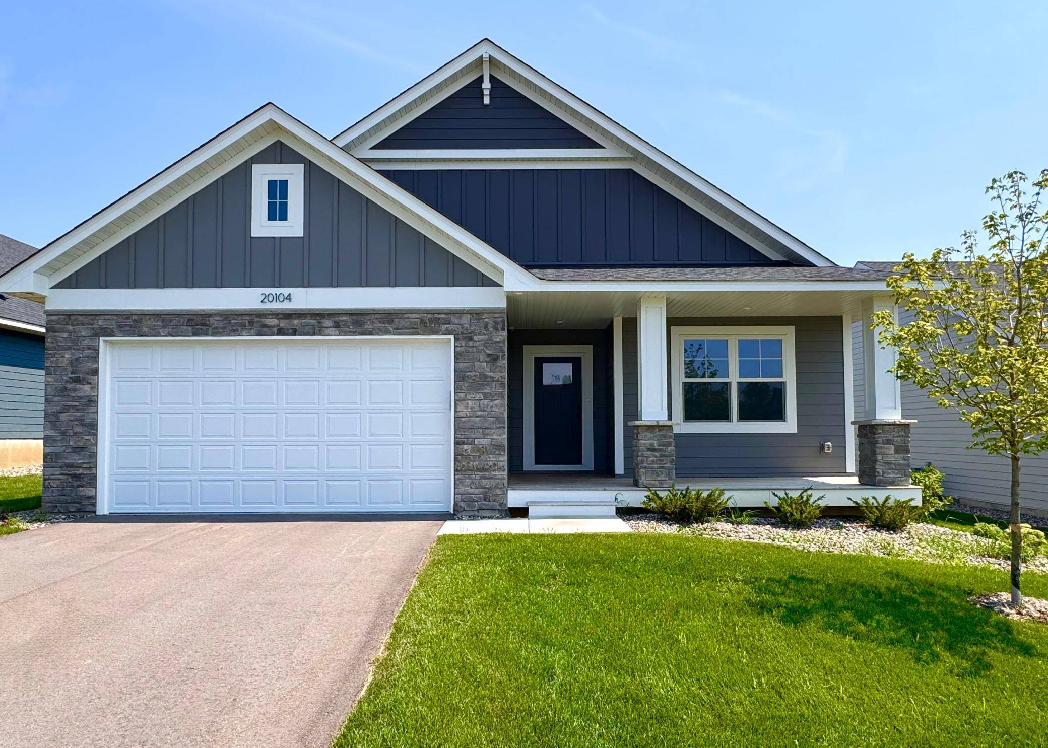 20104 Globe DR, Lakeville, MN 55044