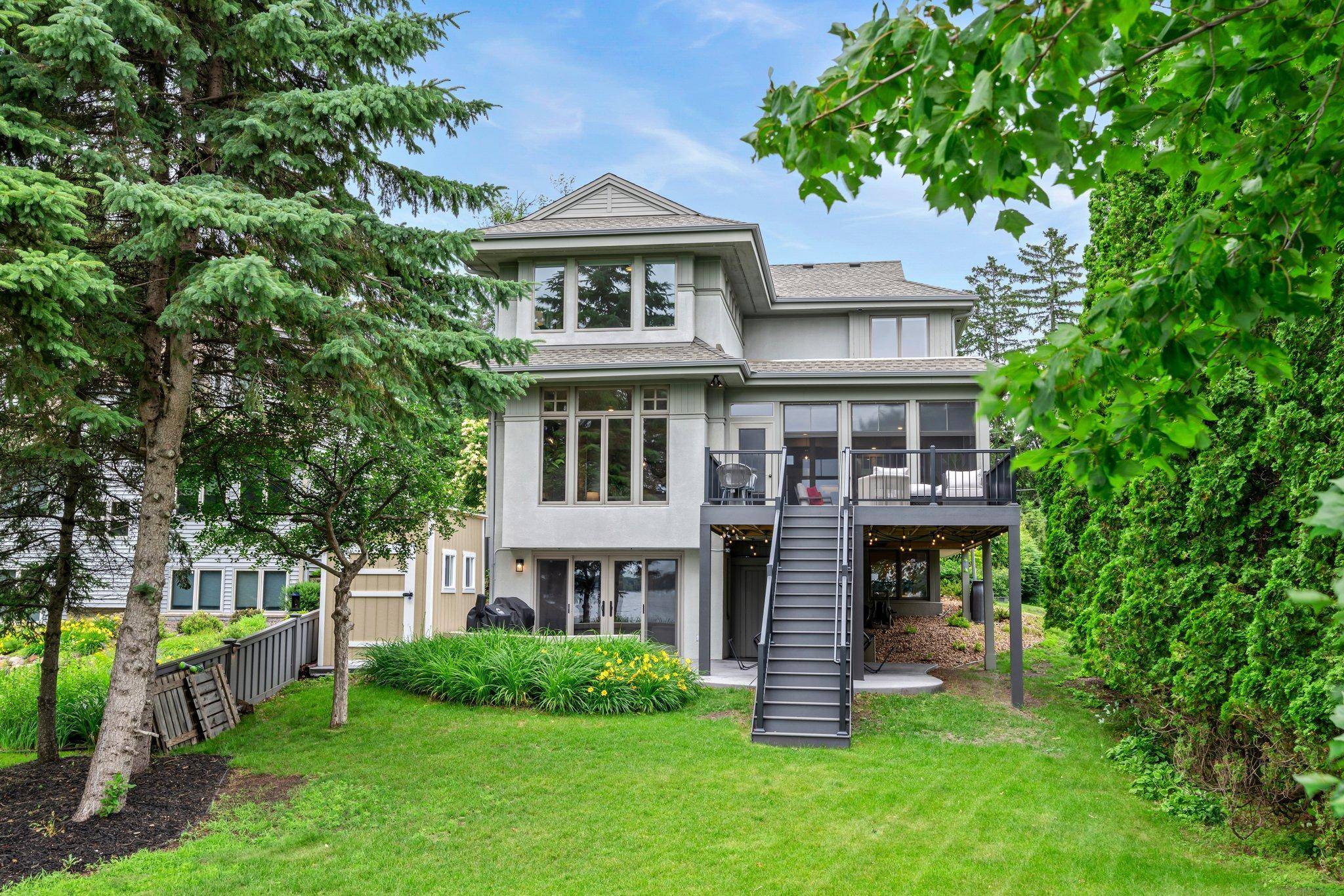 1161 Park AVE, Mahtomedi, MN 55115
