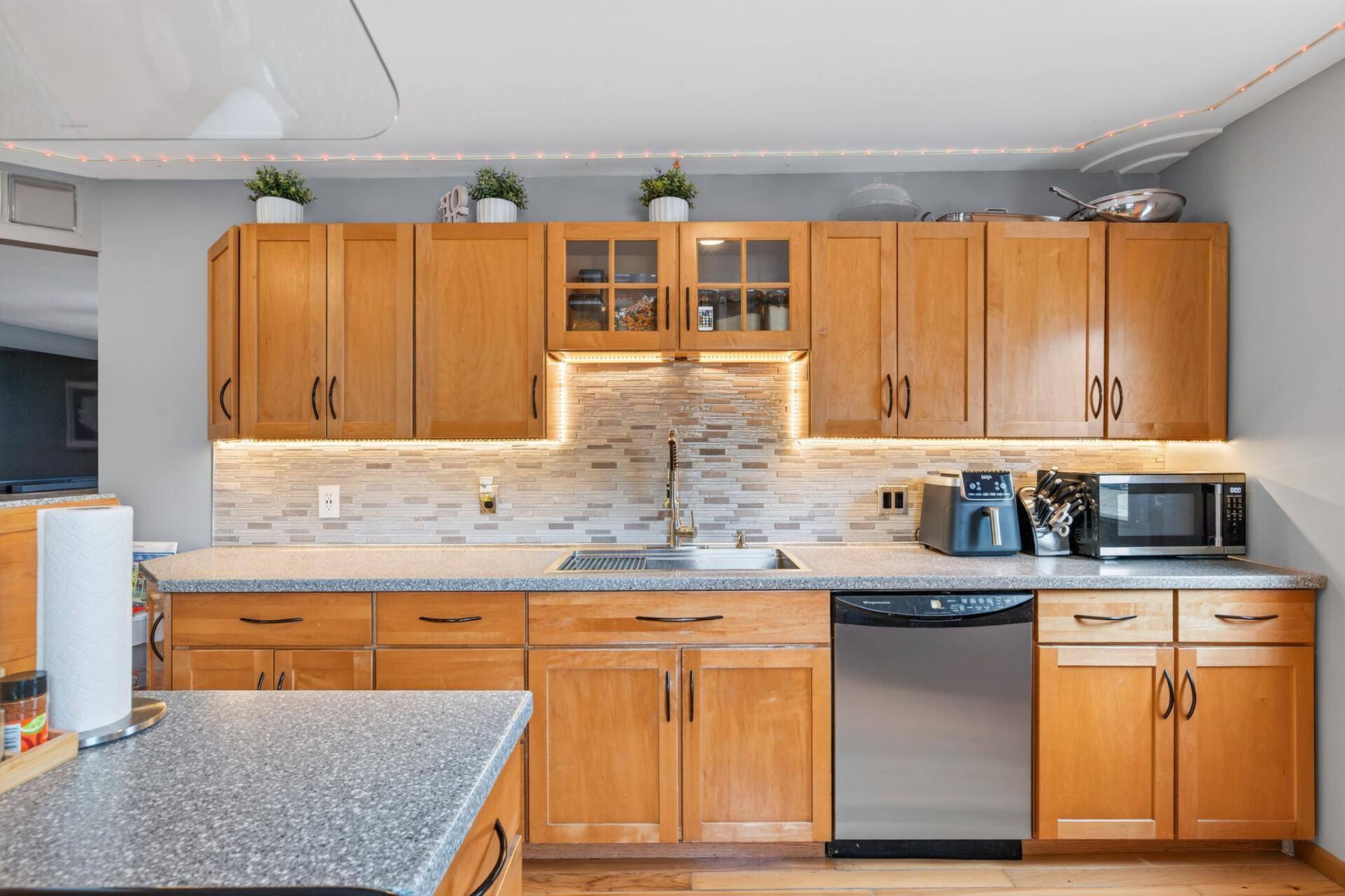 11020 4th ST NE, Blaine, MN 55434