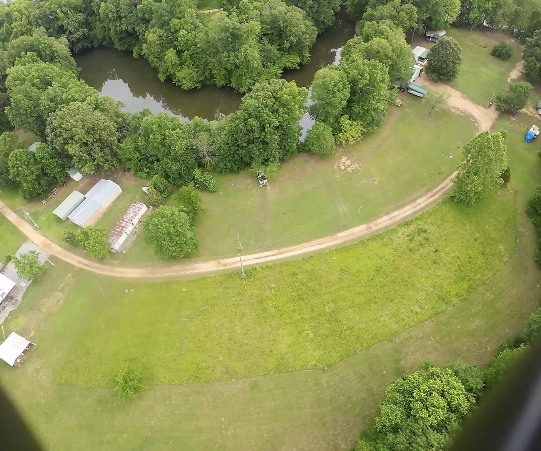 0 Boat Ramp Ln, Decaturville, TN 38329