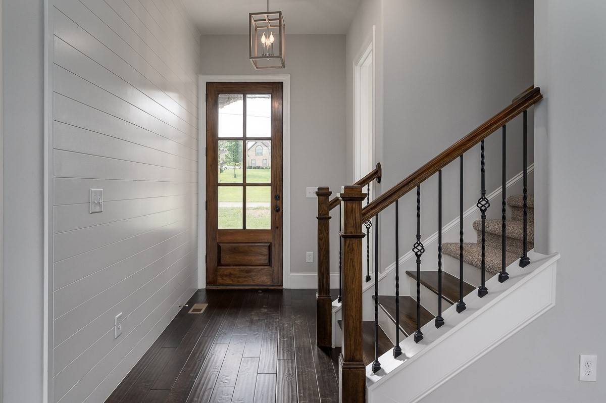 958 Hunters Lane, Springfield, TN 37172