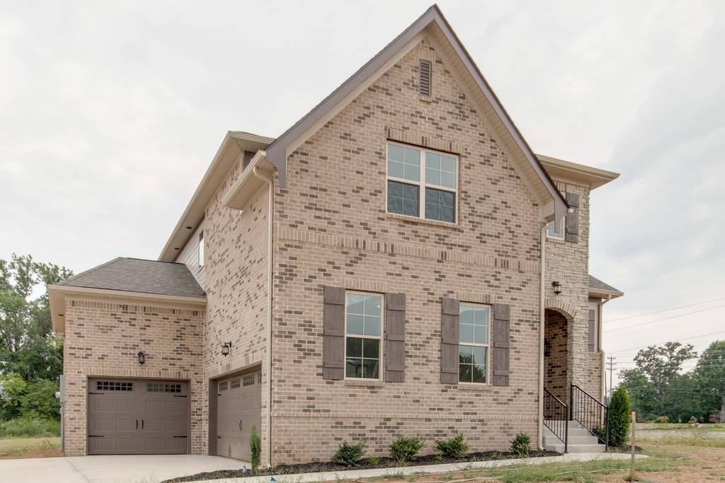 938 Hunters Lane, Springfield, TN 37172
