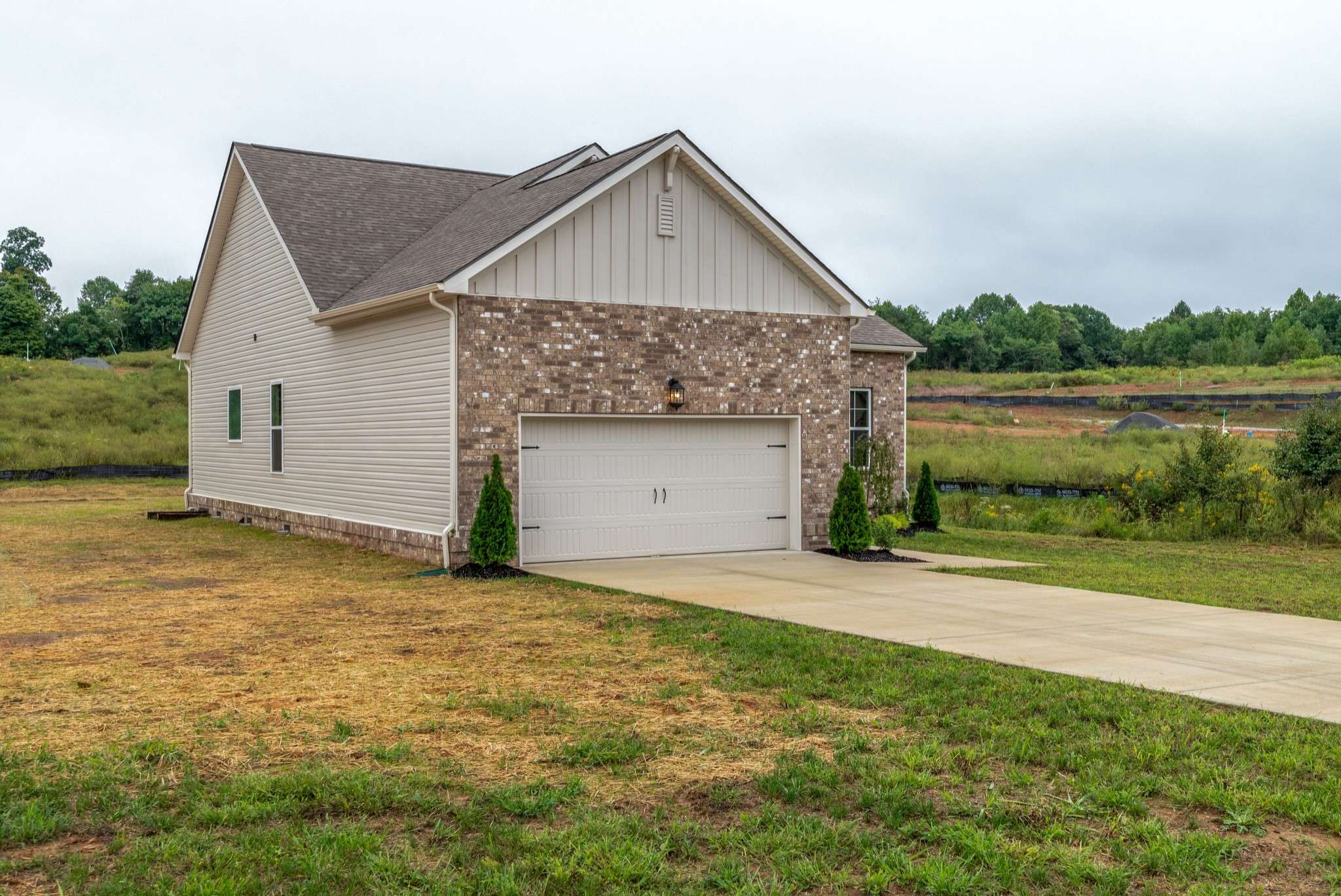54 Hunters Lane, Springfield, TN 37172