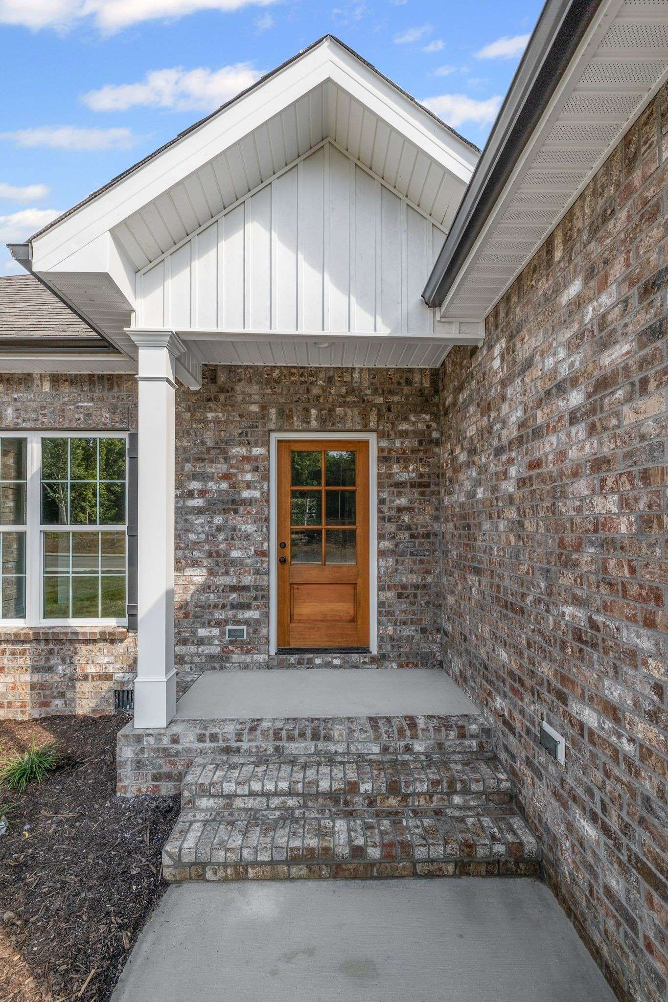 107 Stonebrook Dr, Shelbyville, TN 37160