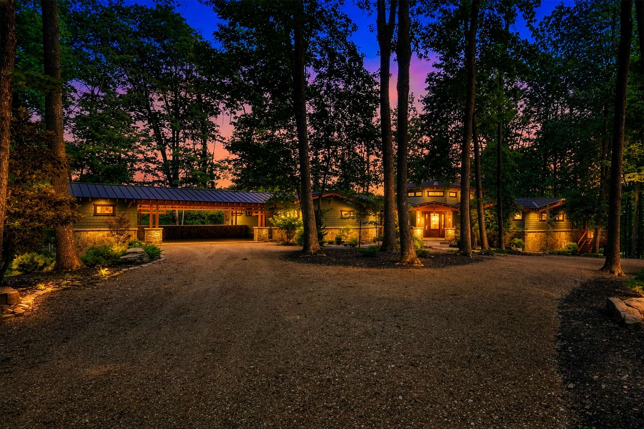 394 Myers Point Rd, Sewanee, TN 37375
