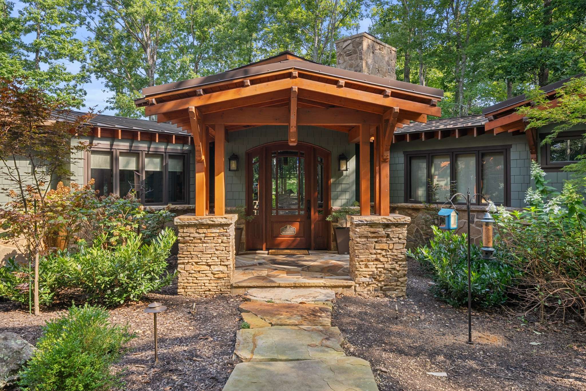 394 Myers Point Rd, Sewanee, TN 37375