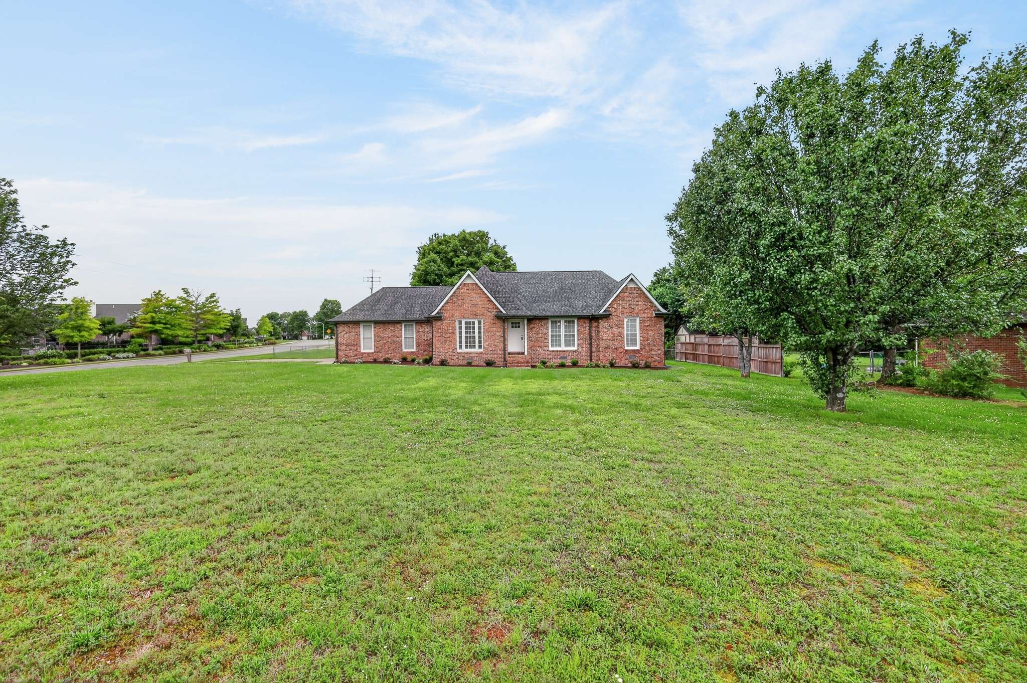 1015 Brinkley Rd, Murfreesboro, TN 37128