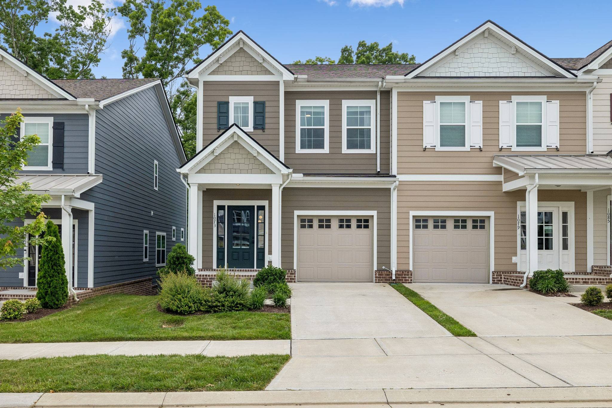 1073 Sweetleaf Dr, Franklin, TN 37064