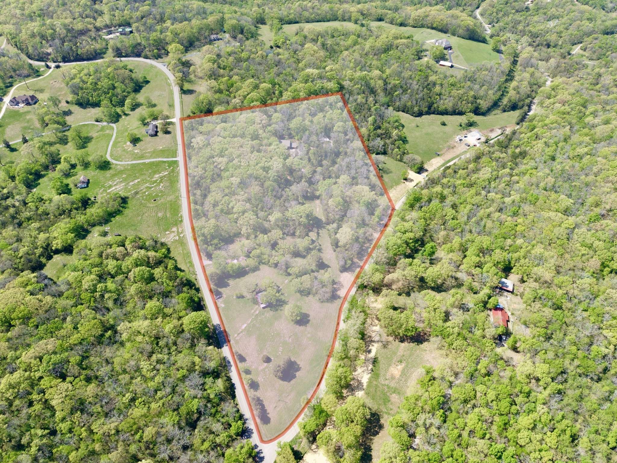 12112 Paw Paw Springs Rd, Arrington, TN 37014