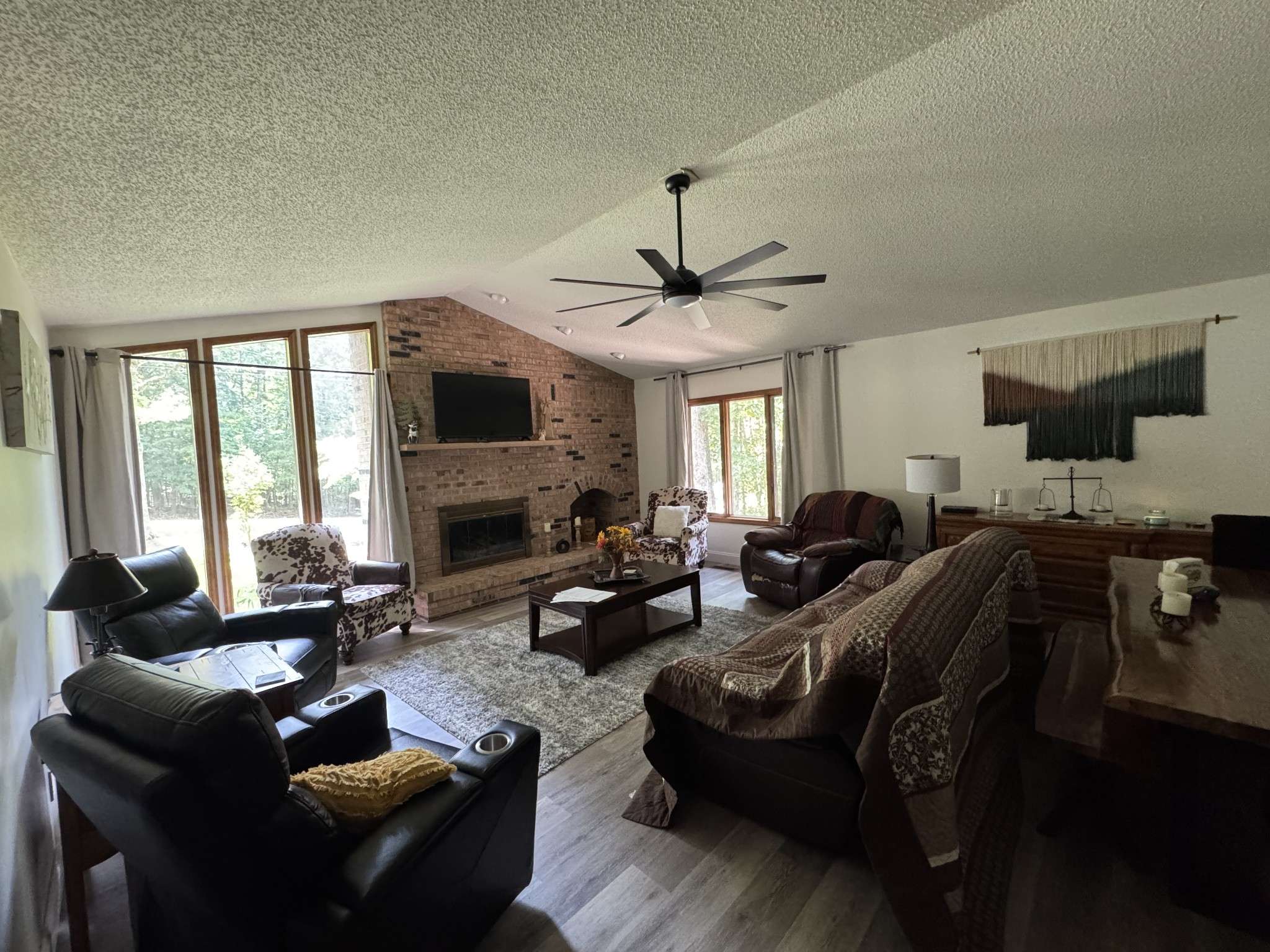 126 Rolling Green Dr, Crossville, TN 38558