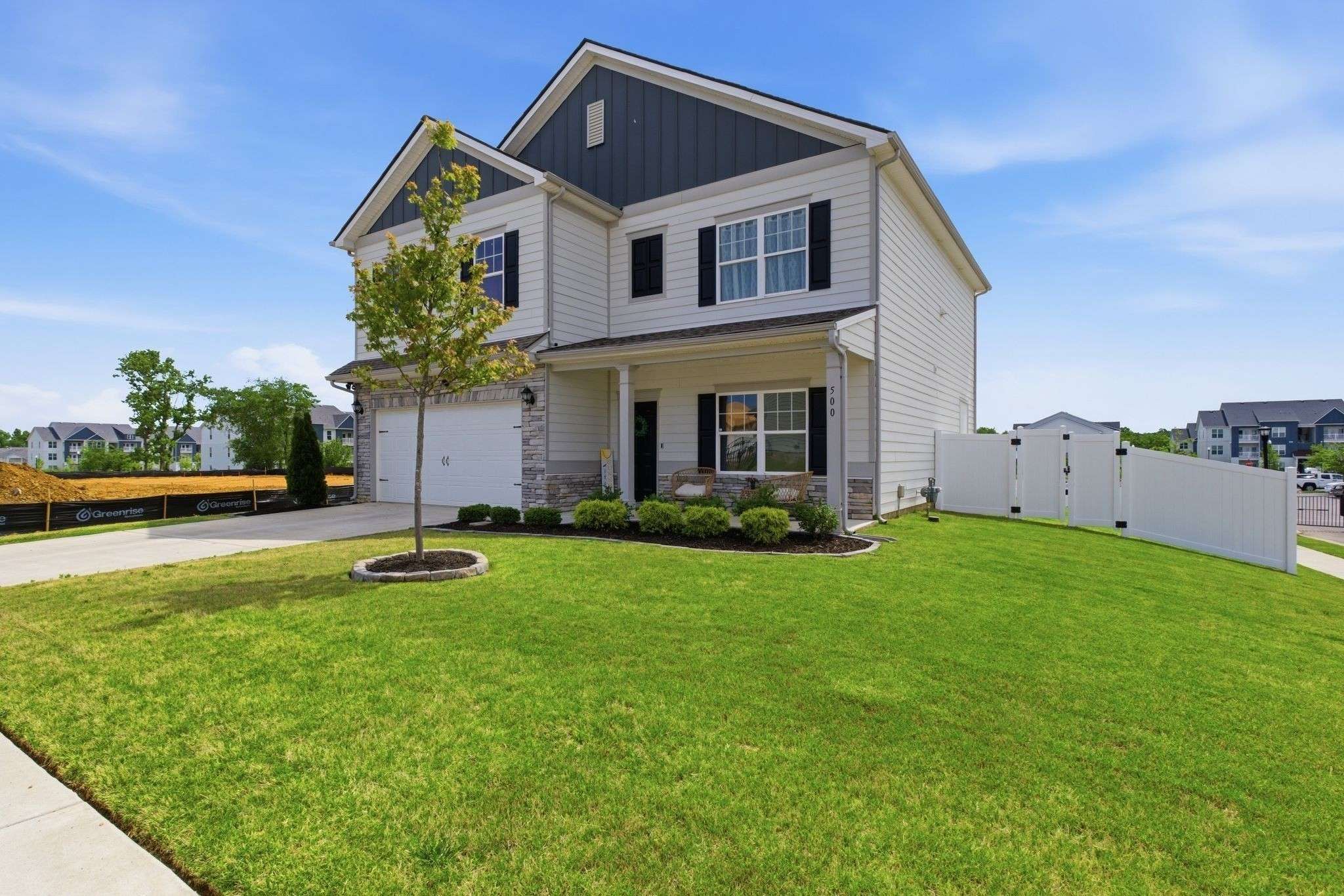 500 Charing Cross Dr, Lebanon, TN 37087