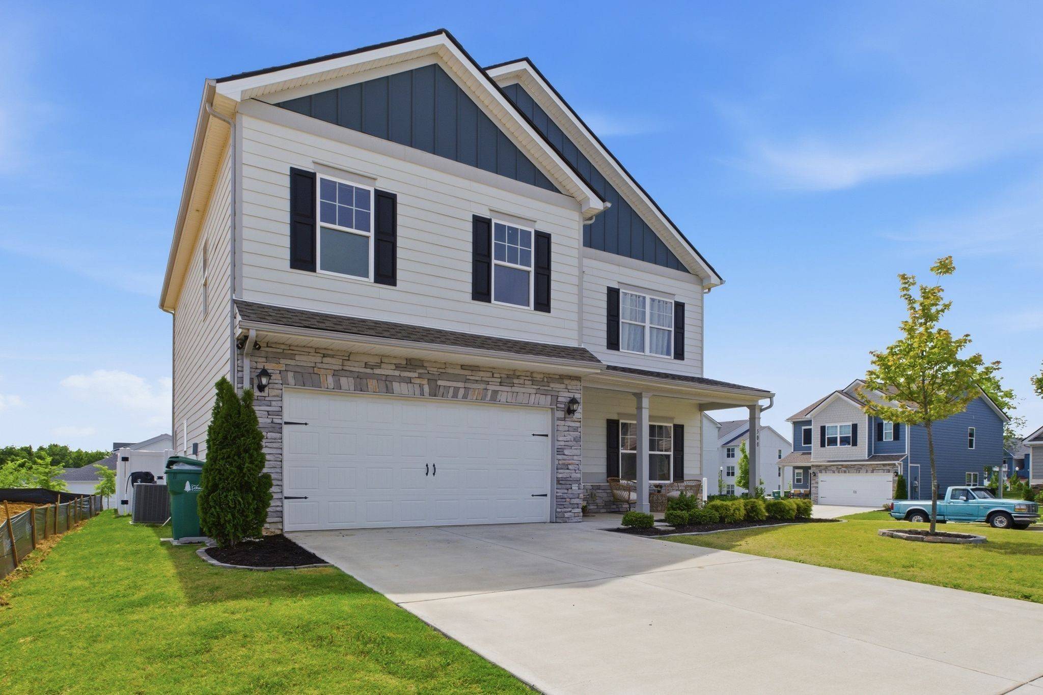 500 Charing Cross Dr, Lebanon, TN 37087