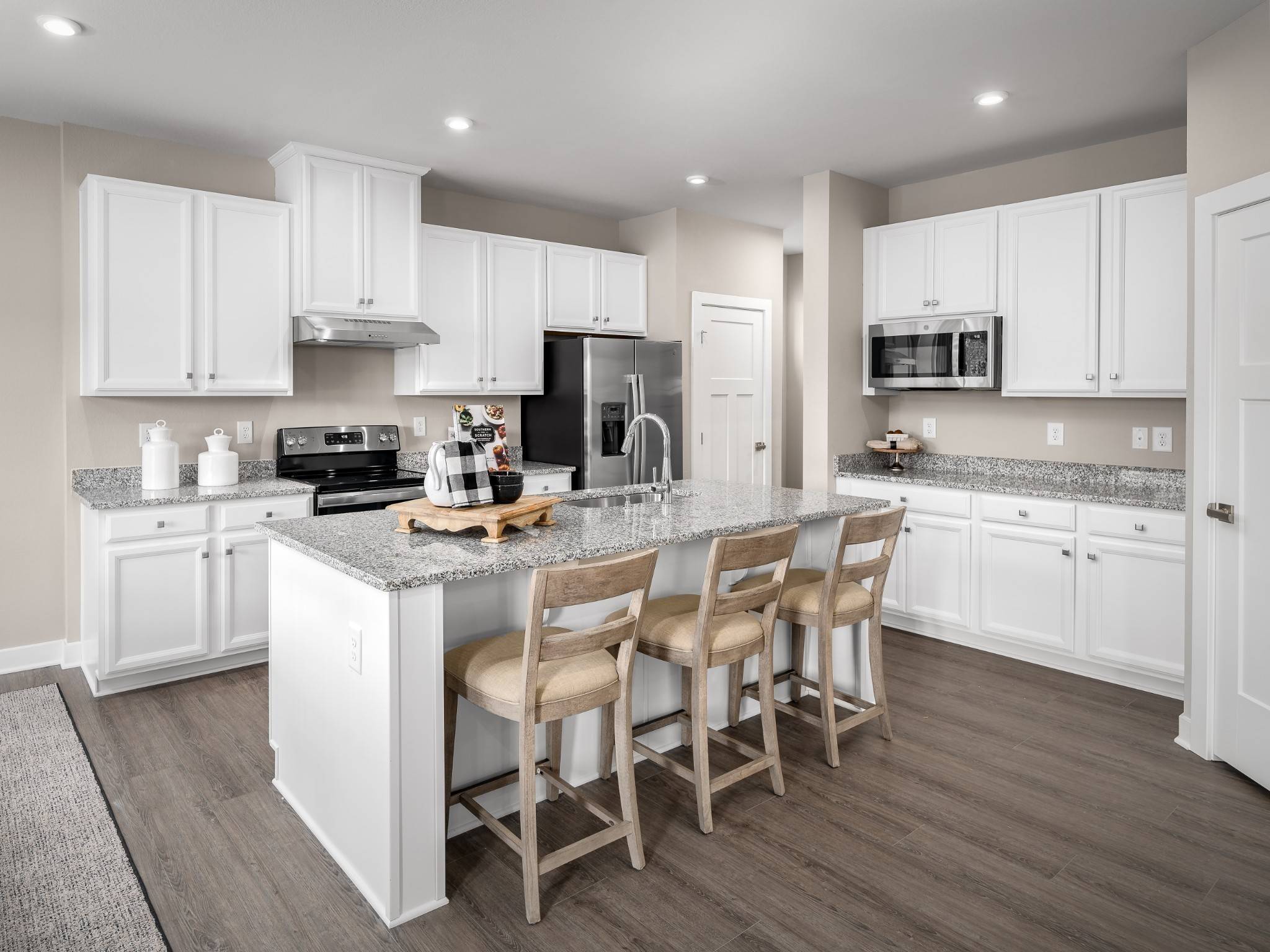 5035 Kensington Way, Pleasant View, TN 37146