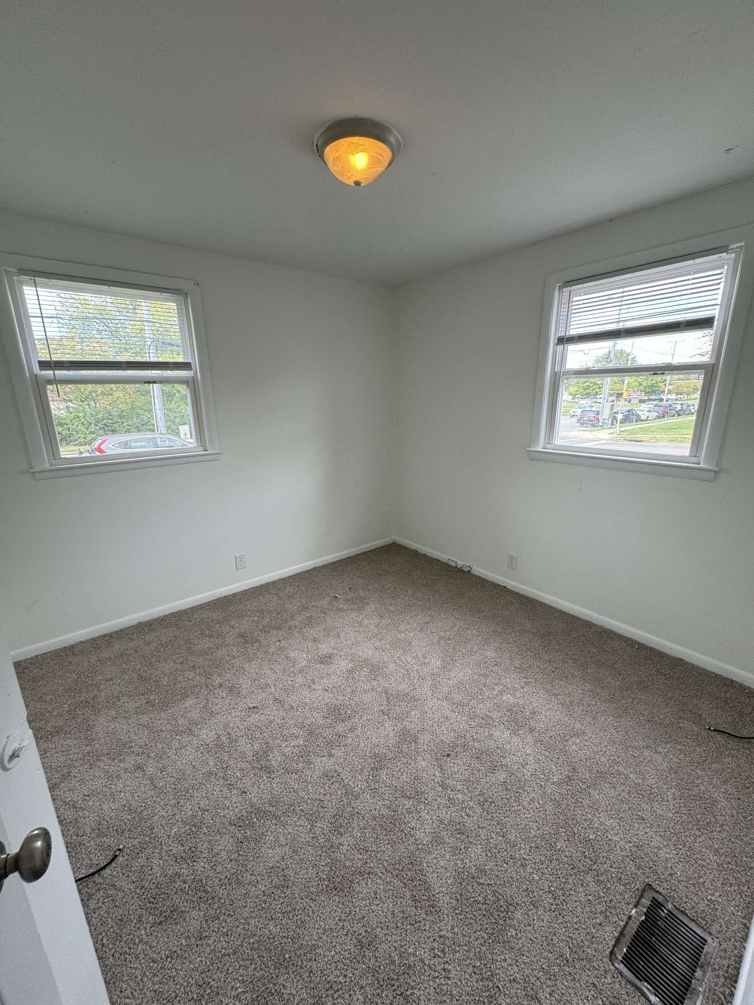301 Bridge Ave, Murfreesboro, TN 37129