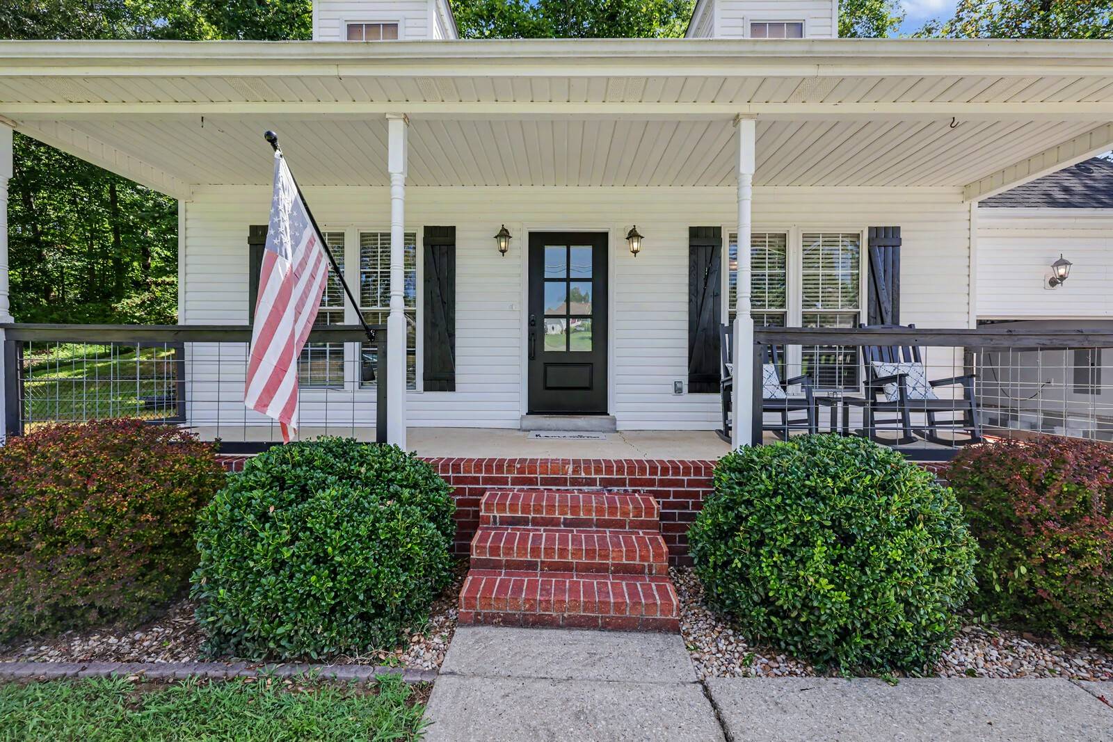 1003 Creek Bottom Rd, White Bluff, TN 37187