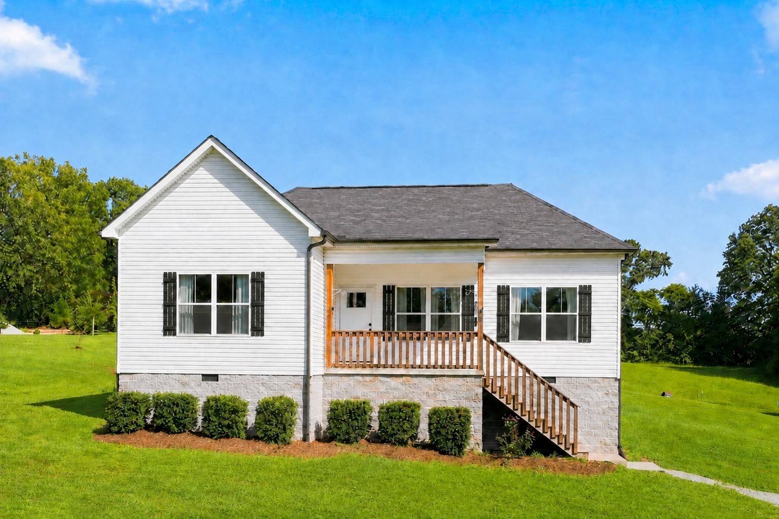 865 Hafner Rd, Charlotte, TN 37036