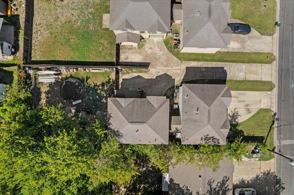 6912 MEADOR Ave, Austin, TX 78752