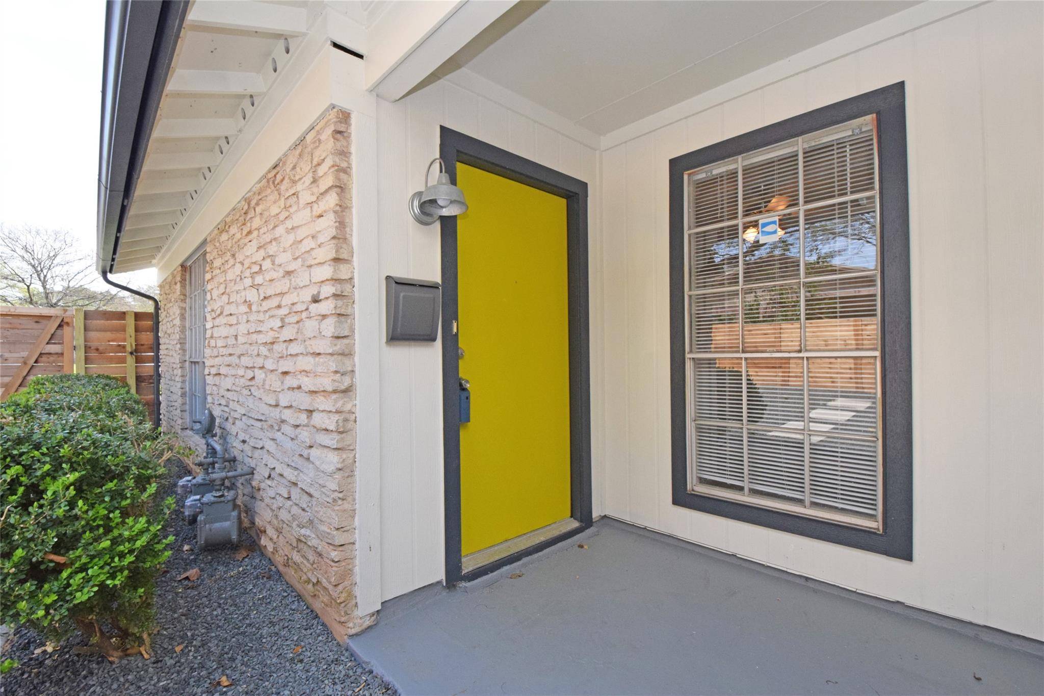 6400 BROOKSIDE DR, Austin, TX 78723