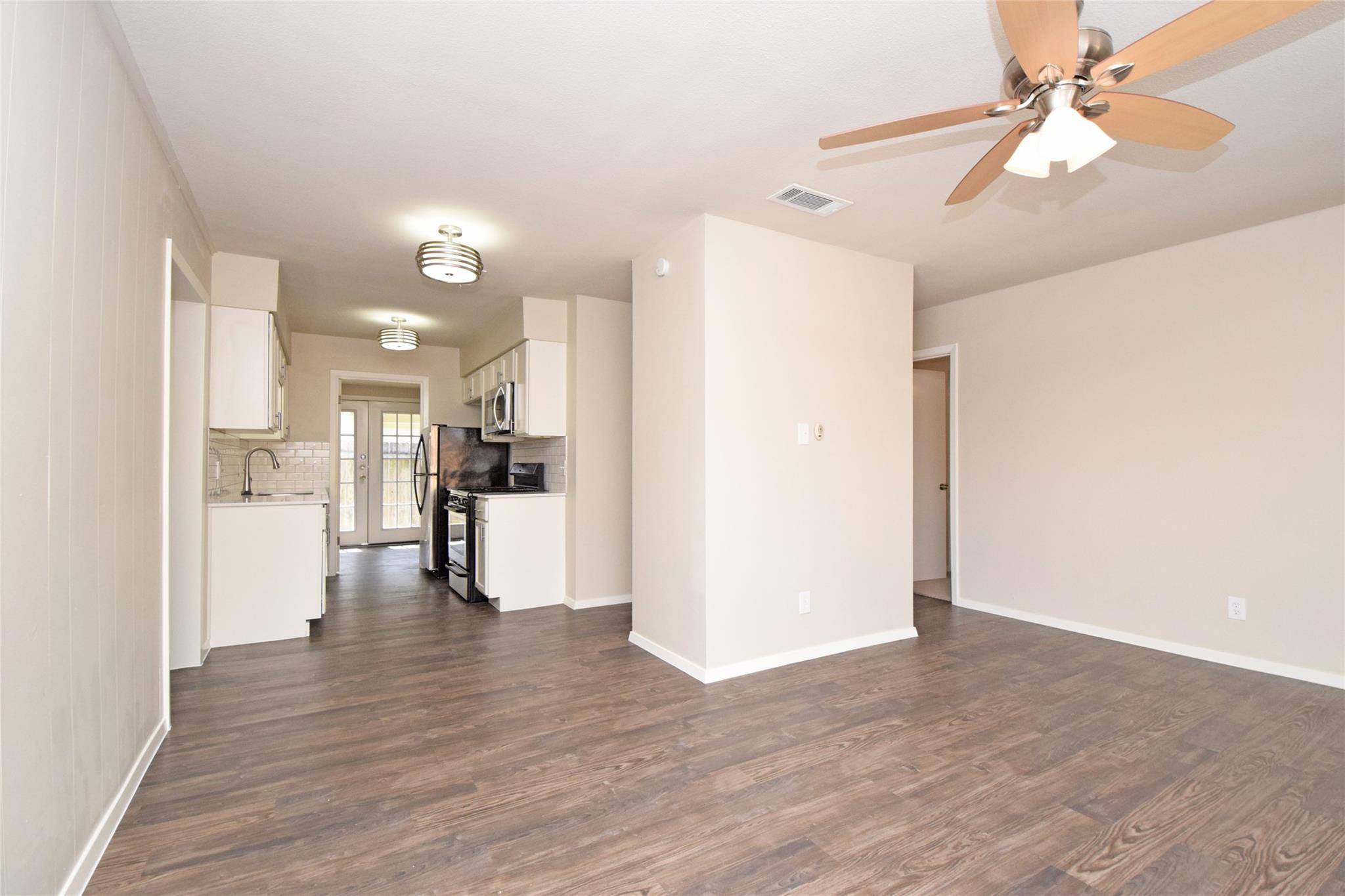 6400 BROOKSIDE DR, Austin, TX 78723