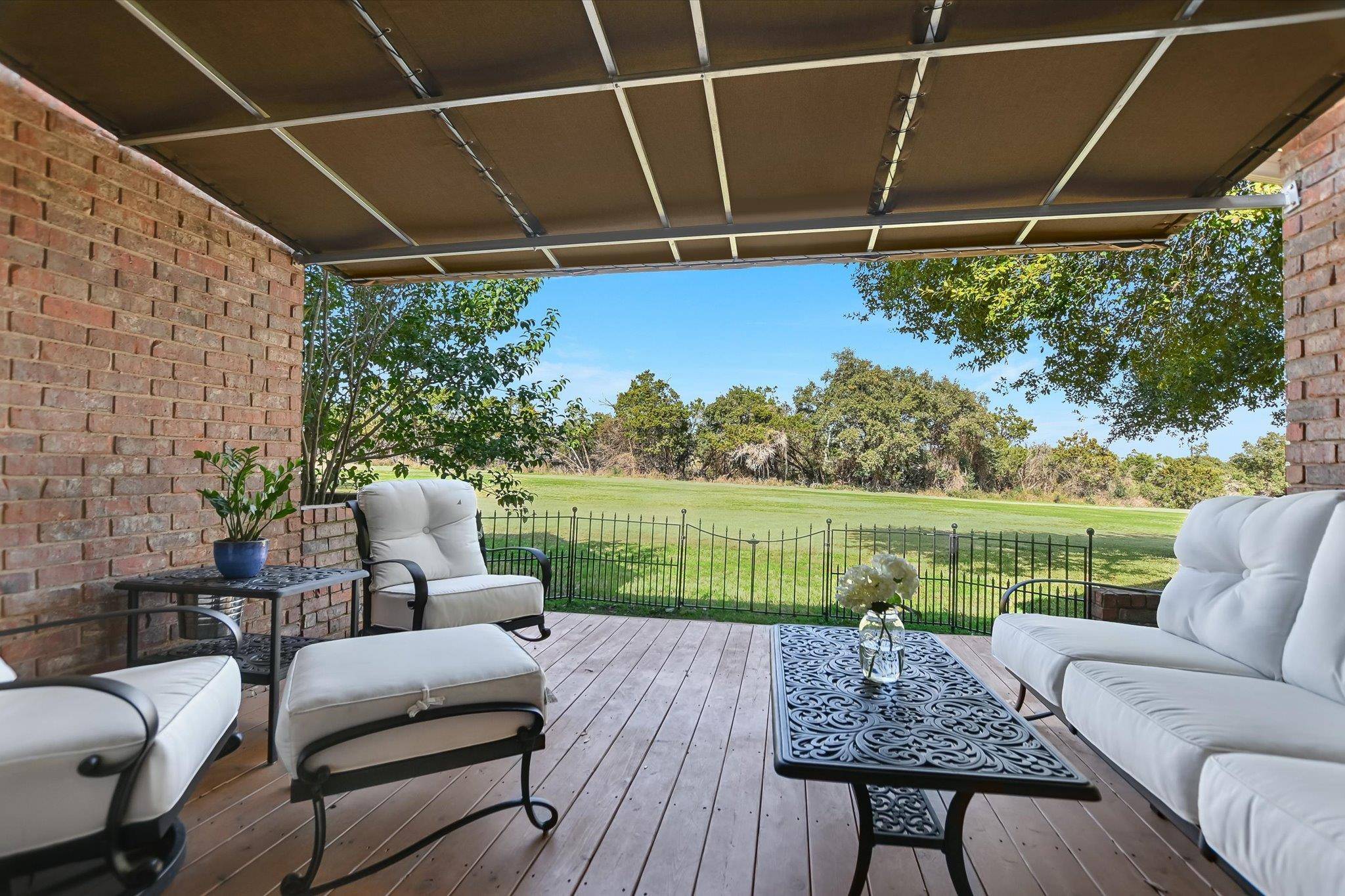 50 Tournament WAY #I-52, The Hills, TX 78738