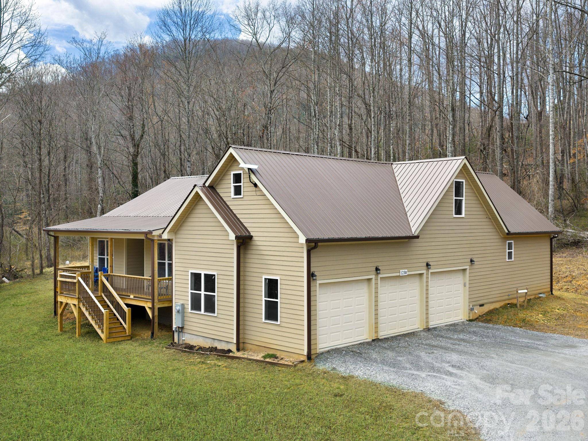 1230 Terrys Gap RD, Hendersonville, NC 28792