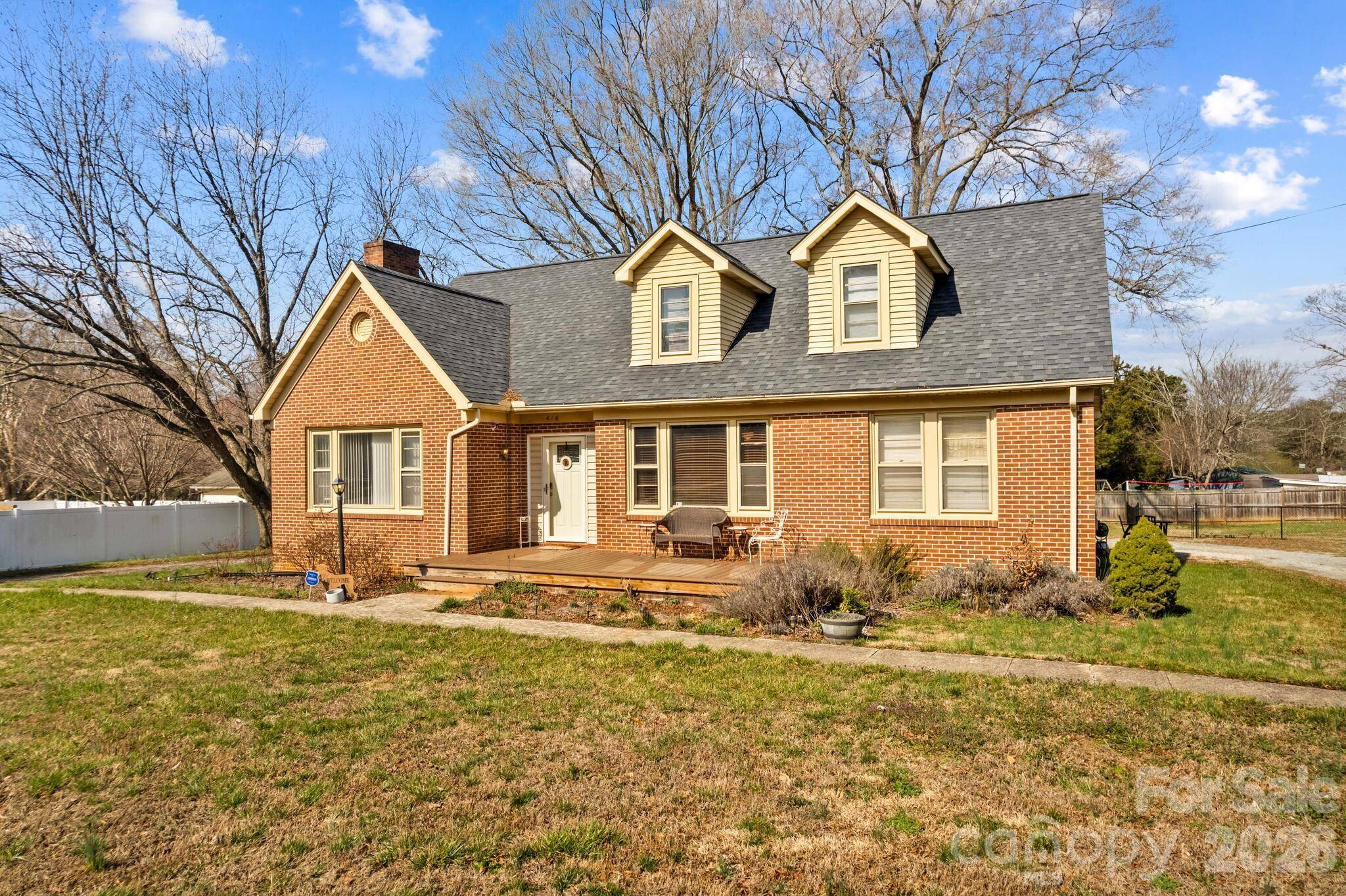 416 W Peeler ST, Salisbury, NC 28146
