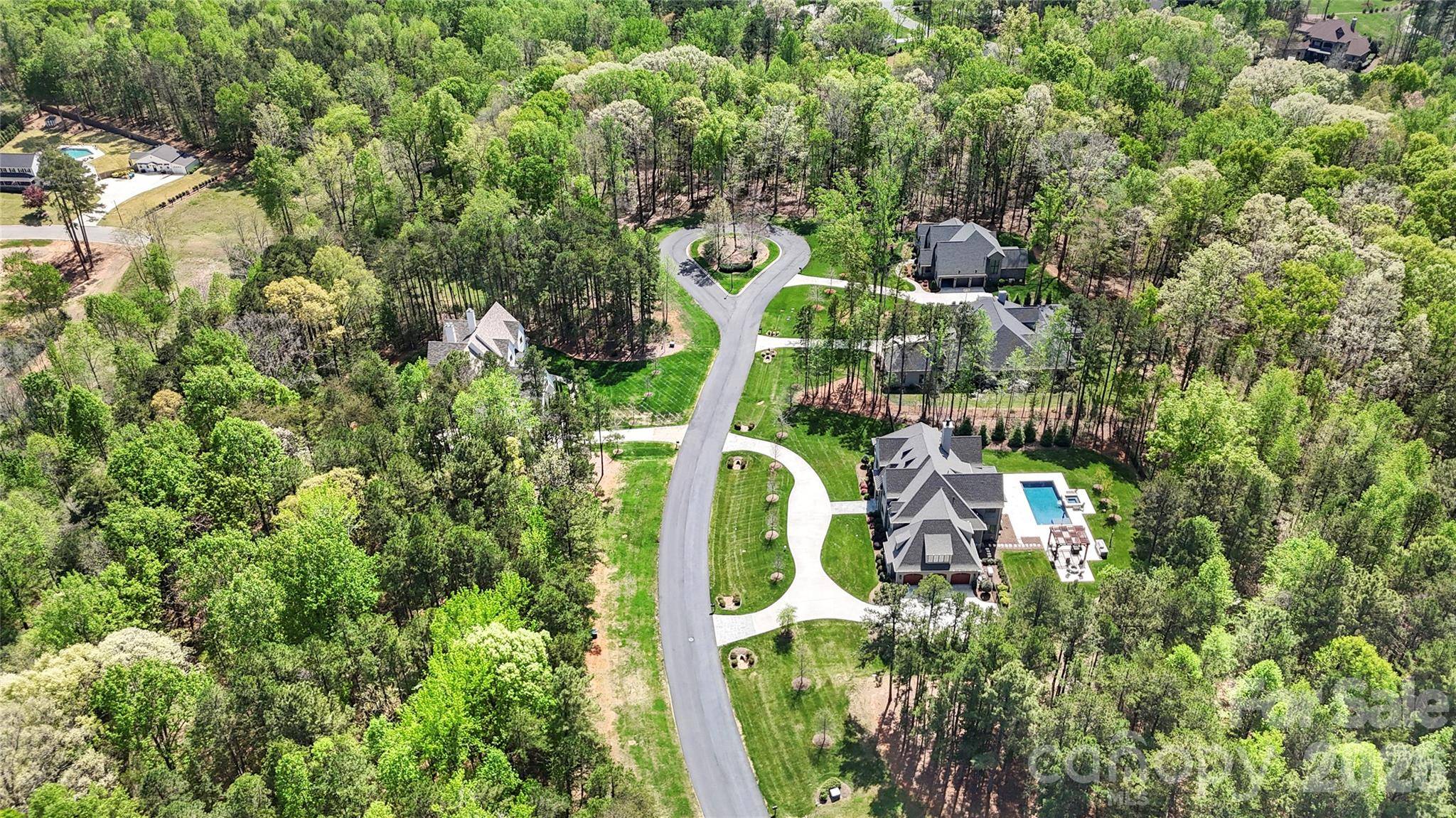 6140 Volte DR, Charlotte, NC 28227