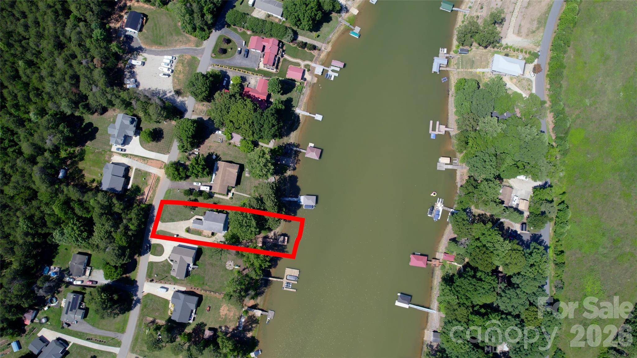 6917 Navajo TRL, Sherrills Ford, NC 28673