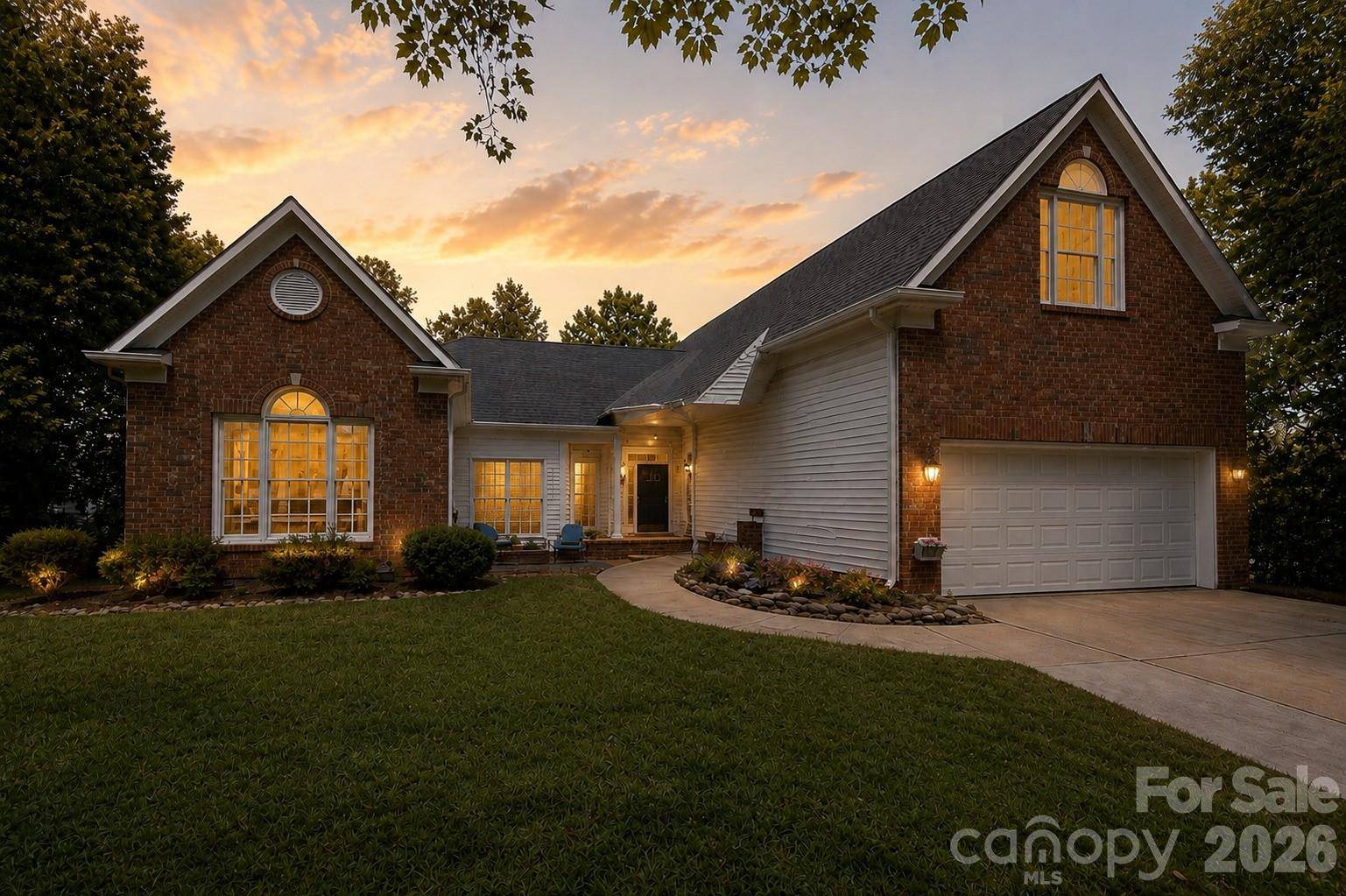 5508 Tullamore LN, Charlotte, NC 28269