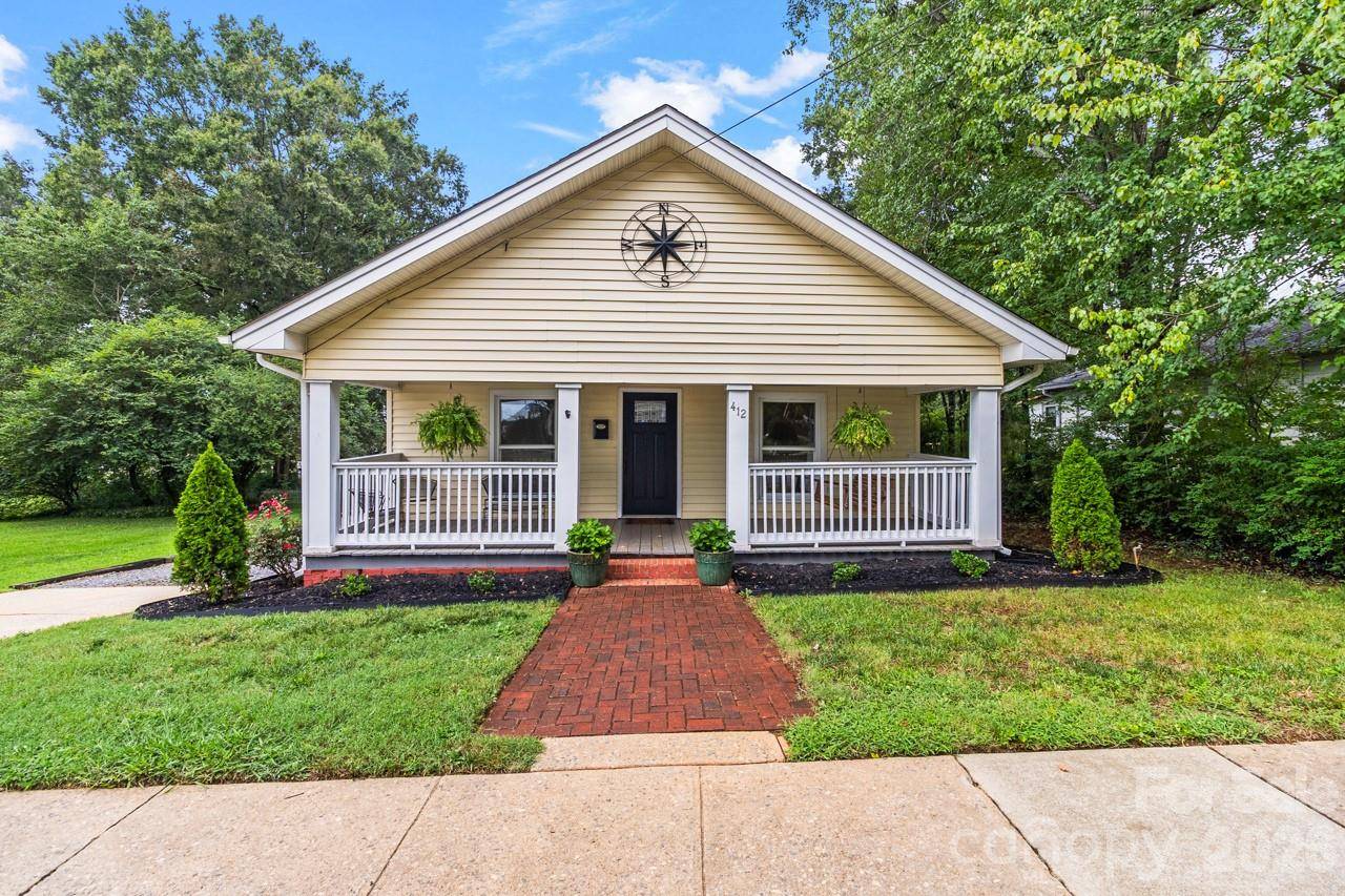 412 N 1st AVE, Maiden, NC 28650