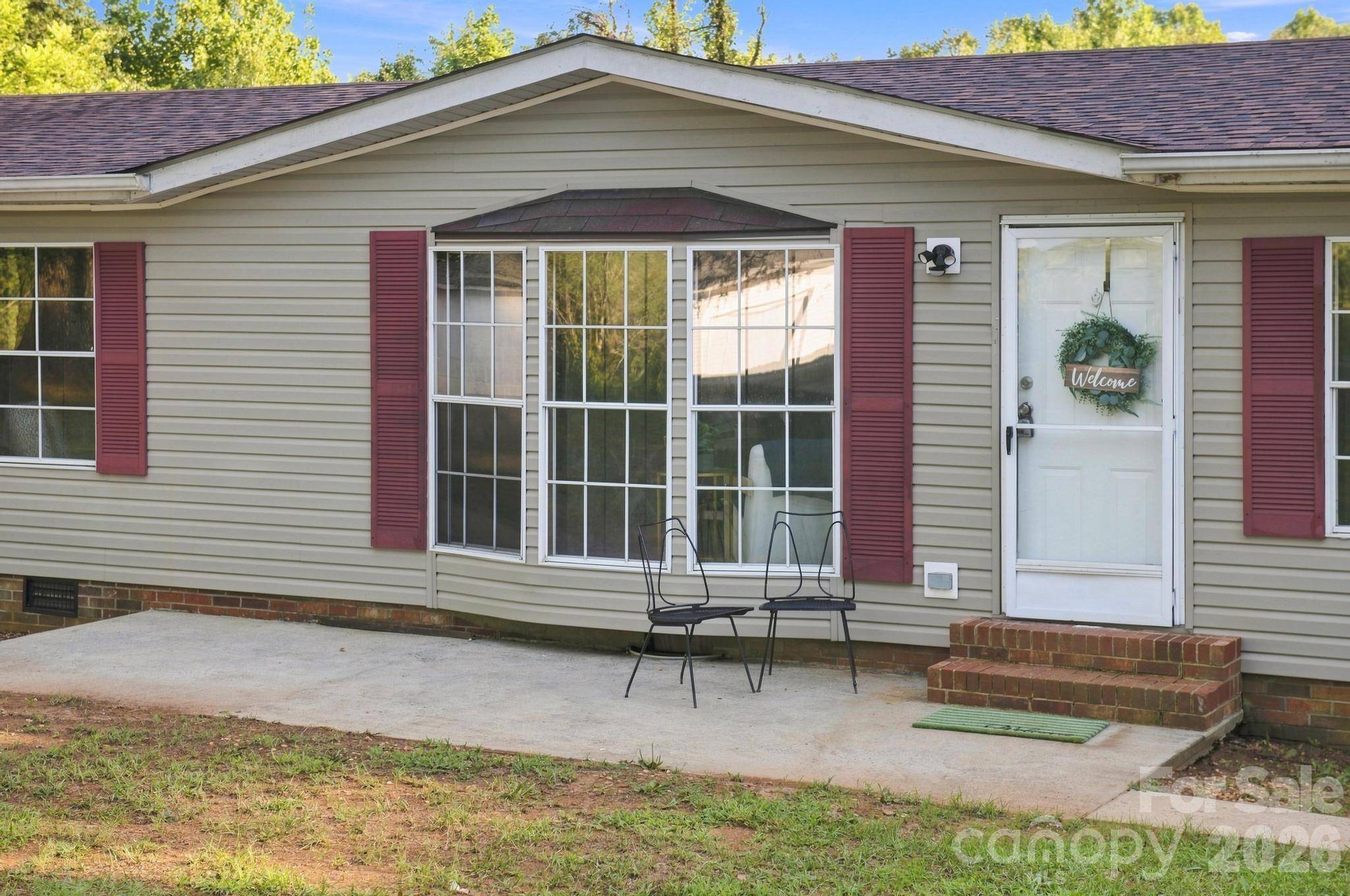 3159 Ward Green ST, Lenoir, NC 28645
