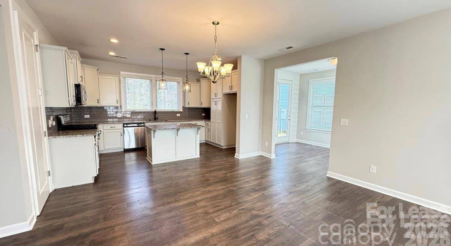 3205 Shamrock DR, Charlotte, NC 28215