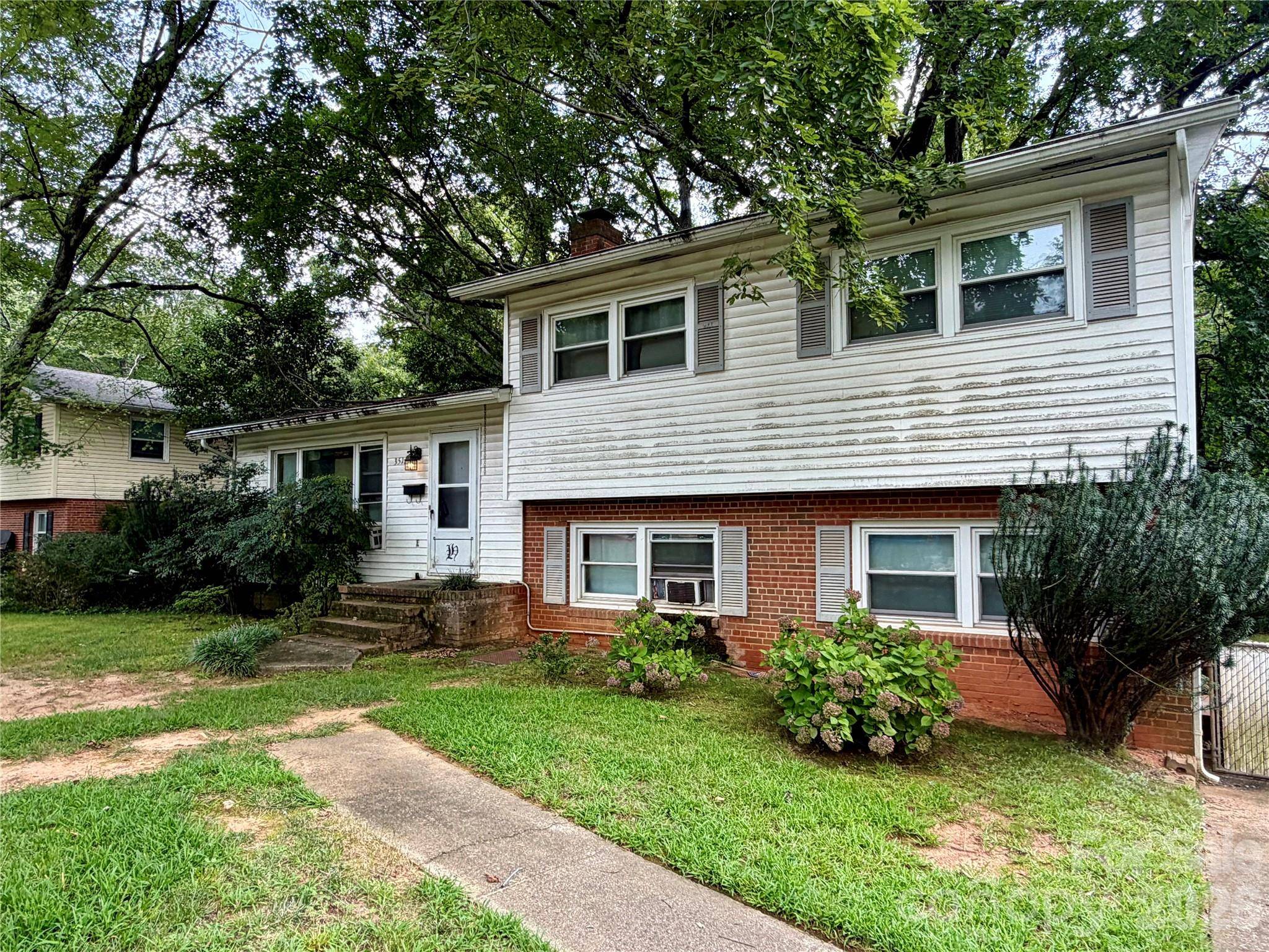 3512 Winterfield PL, Charlotte, NC 28205