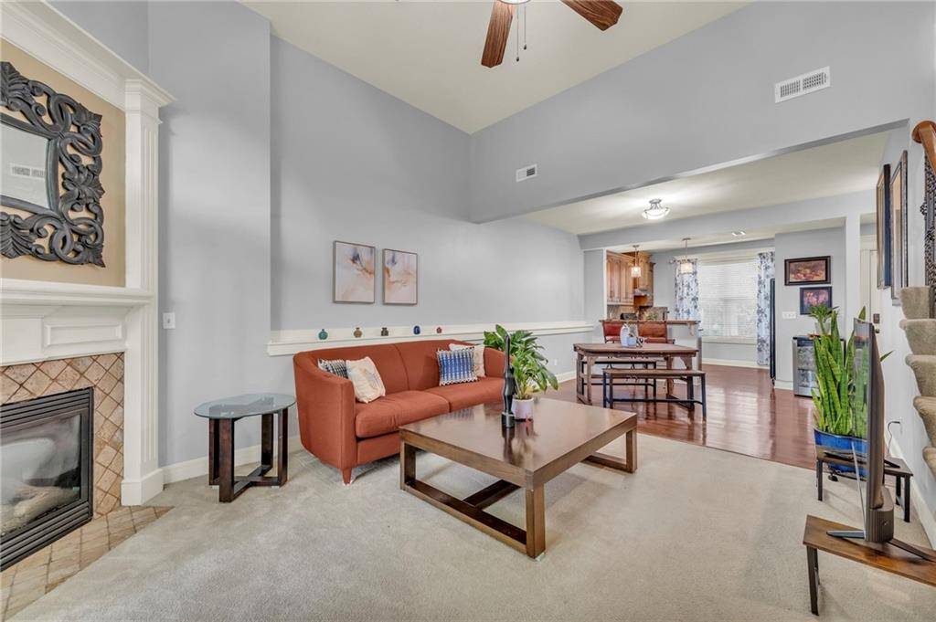 15828 W 61 ST, Shawnee, KS 66217
