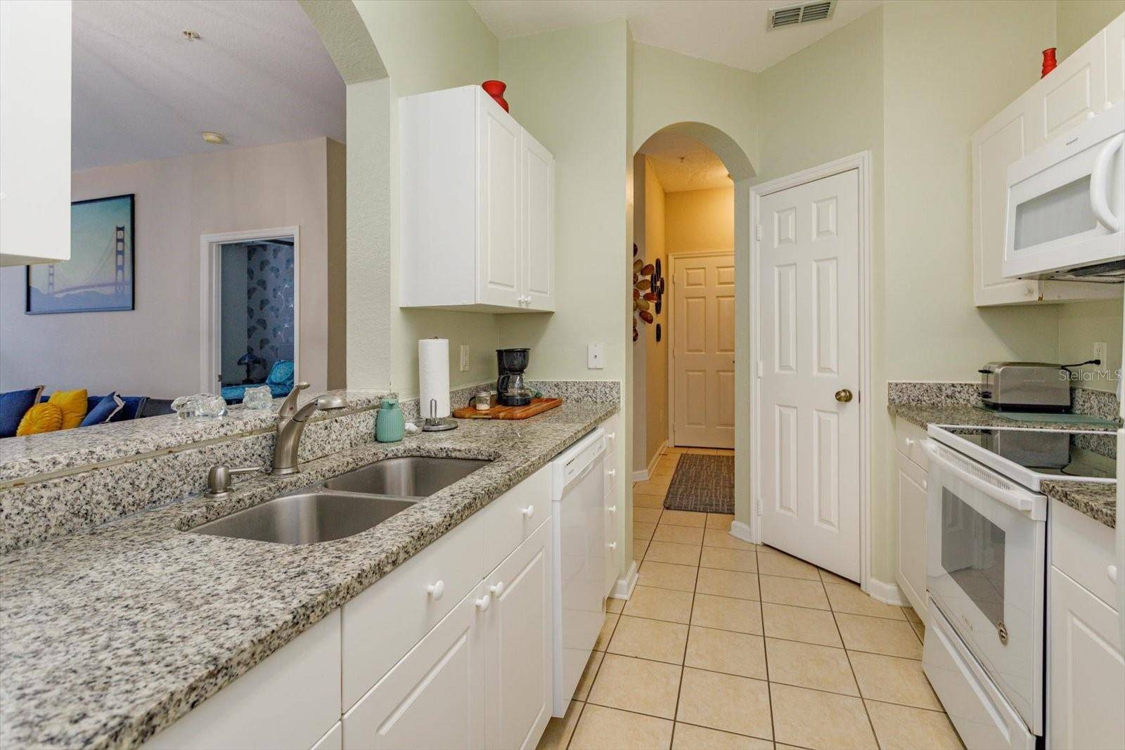 2310 SILVER PALM DR #104, Kissimmee, FL 34747