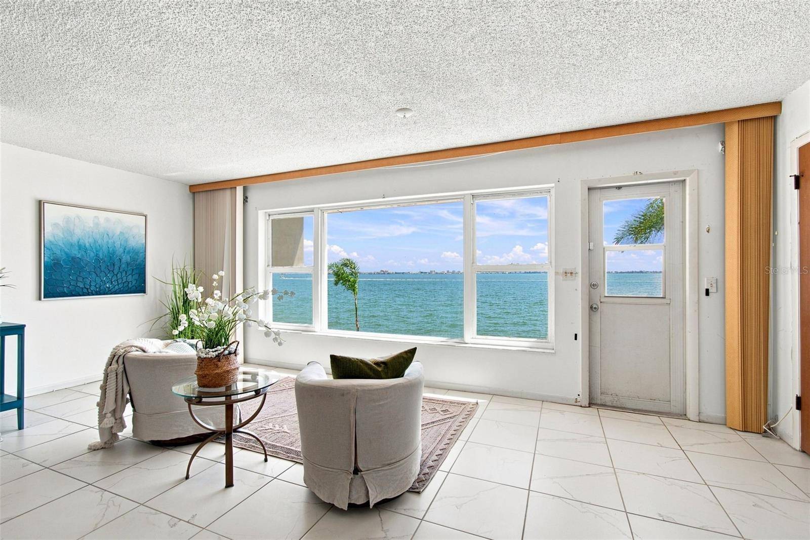 6020 SHORE BLVD S #103, Gulfport, FL 33707