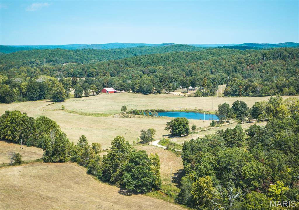 15406 State Route H, Winona, MO 65588