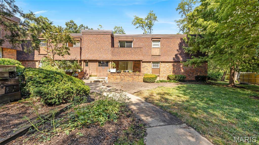 13453 Coliseum DR #E, Chesterfield, MO 63017
