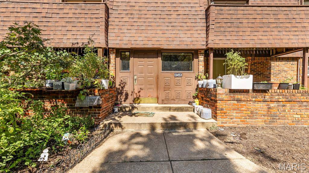13453 Coliseum DR #E, Chesterfield, MO 63017