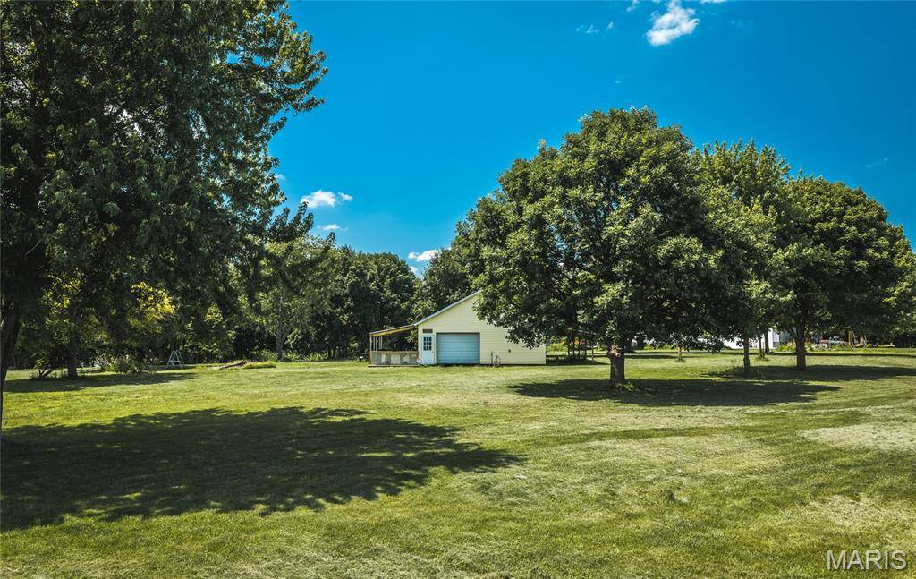 90 Turkey LN, Irving, IL 62051