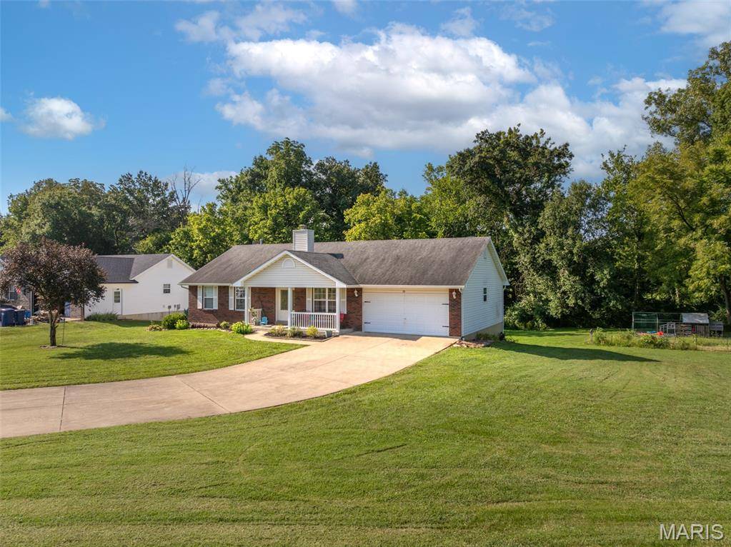 39 Scarlet Oak CT, Troy, MO 63379