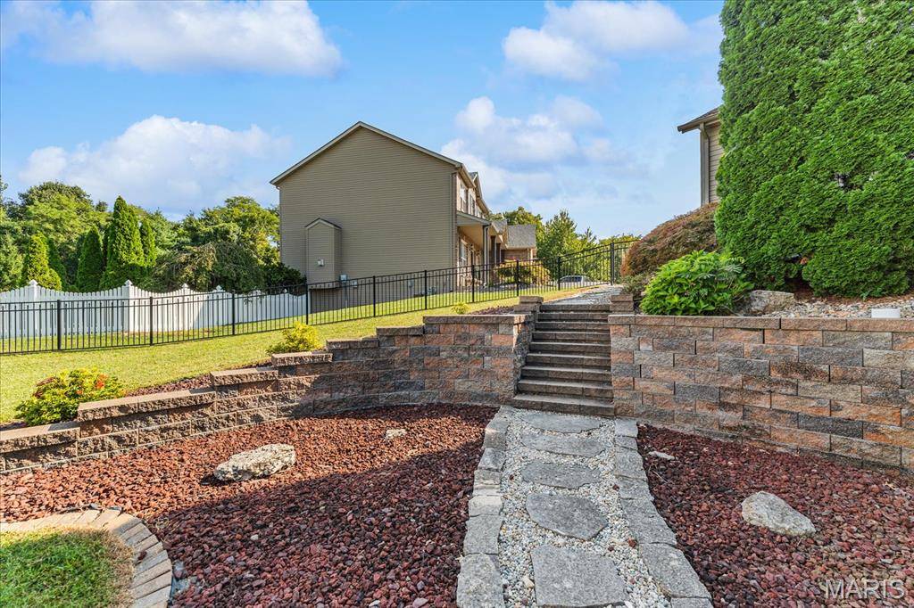 3380 Piazza LN, Edwardsville, IL 62025