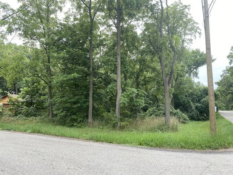 39490 N Summerside DR, Antioch, IL 60002