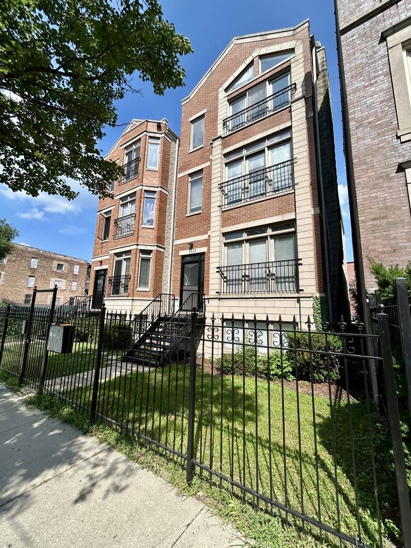 5333 S Calumet AVE, Chicago, IL 60615