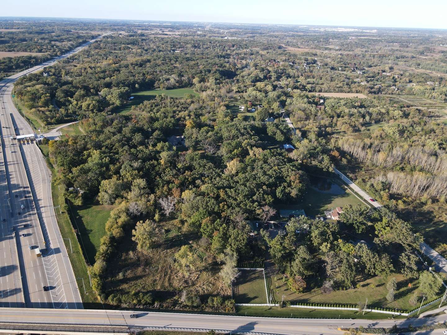 16355 W Plaza LN, Wadsworth, IL 60083