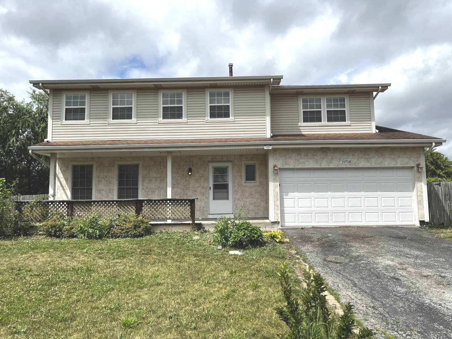19708 S Skye DR, Frankfort, IL 60423