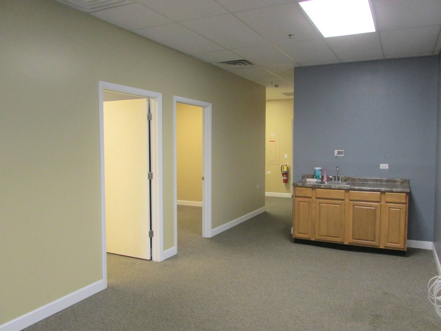 280 Stonegate RD #280, Algonquin, IL 60102